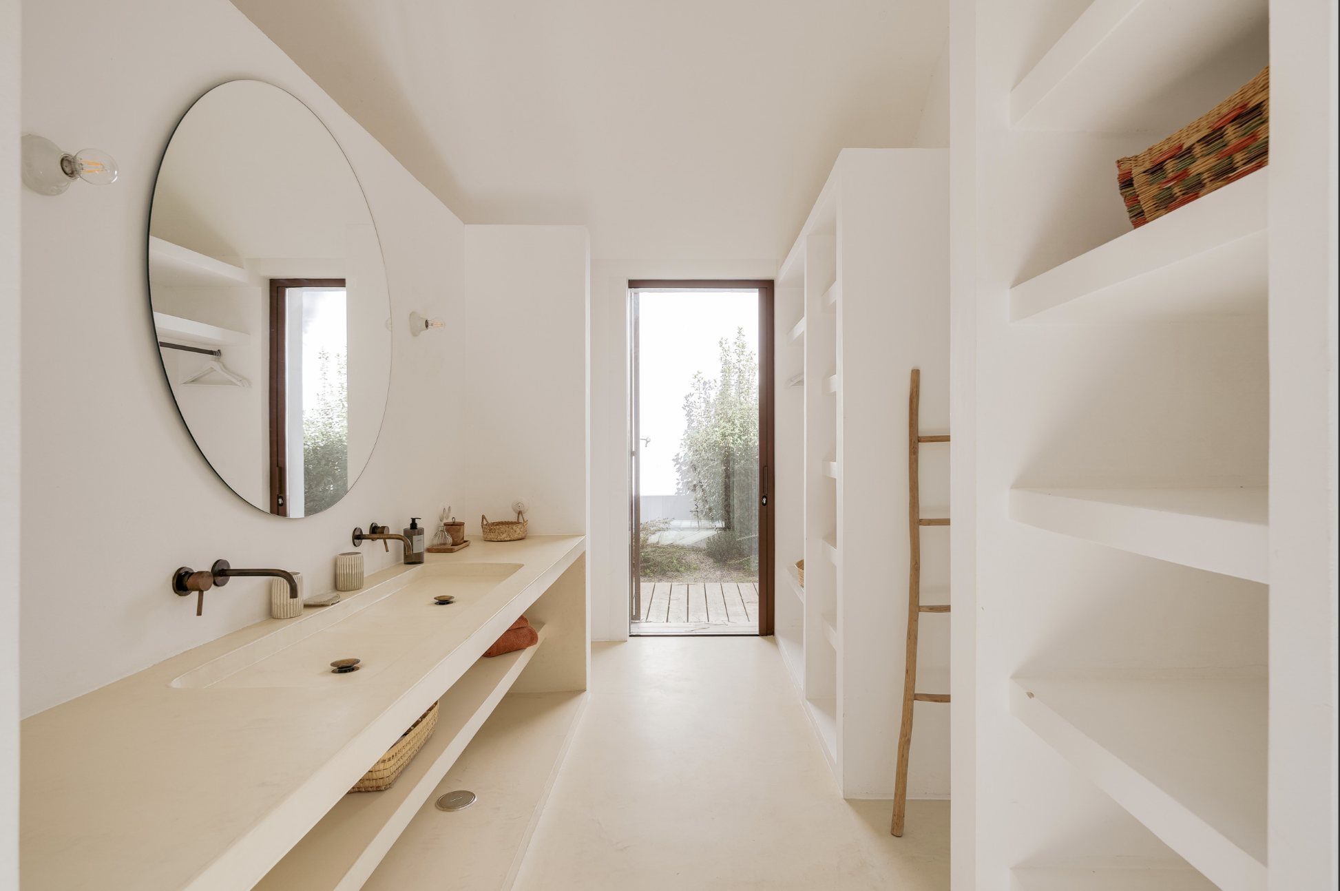 Master dressing area